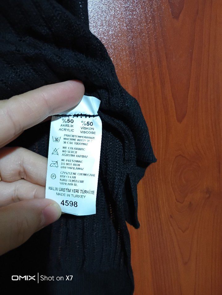 Siyah Örgü Kadın Kolsuz Triko Yelek - Görsel 5