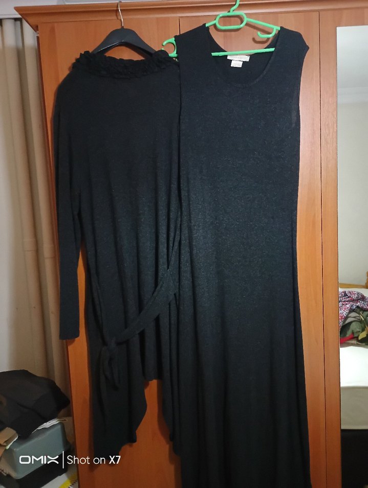 Uzun Kollu Gri Triko Elbise ve Drapeli Hırka - Görsel 4