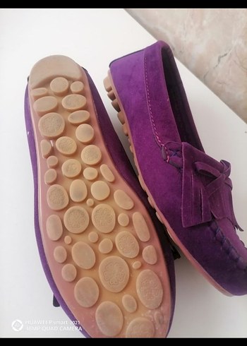 Mor Süet Püsküllü Kadın Dolgu Topuklu Ayakkabı. Marka temsili - Görsel 2