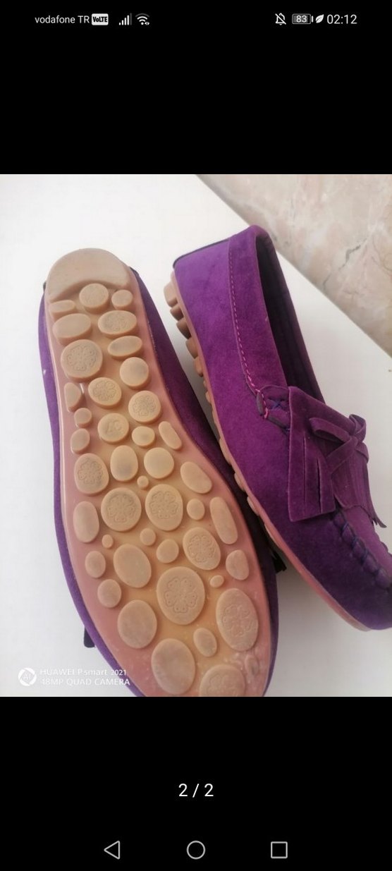 Mor Süet Püsküllü Kadın Dolgu Topuklu Ayakkabı. Marka temsili - Görsel 2