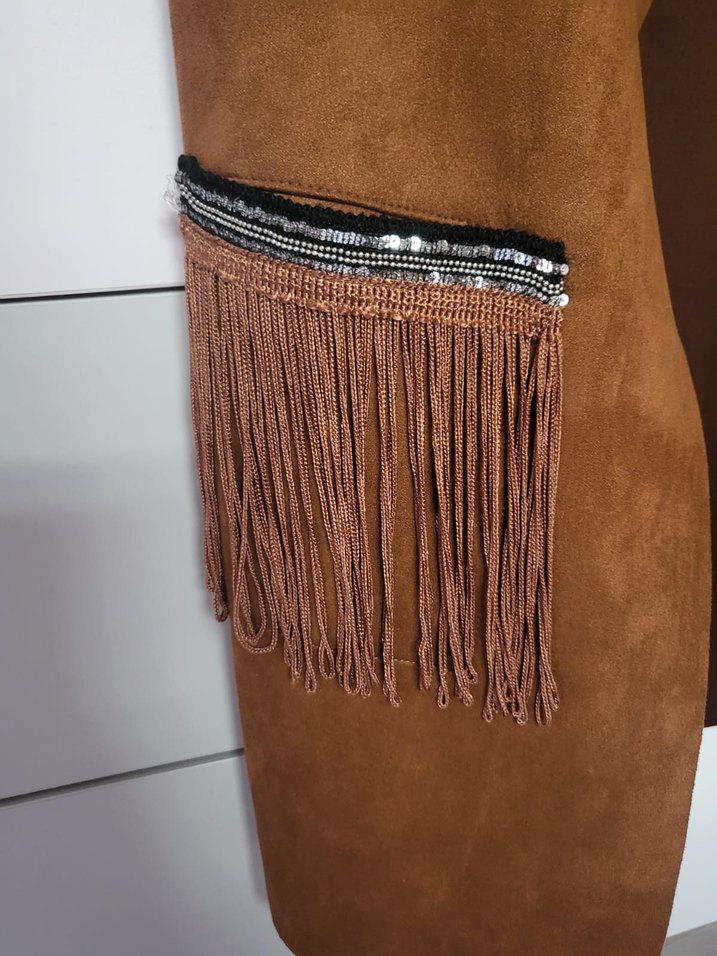 Kahverengi Süet Püsküllü Kısa Kadın Yelek - Görsel 2