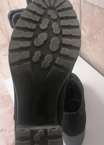 Siyah keten Bağcıklı Blok Topuklu Kadın Bot - Görsel 4