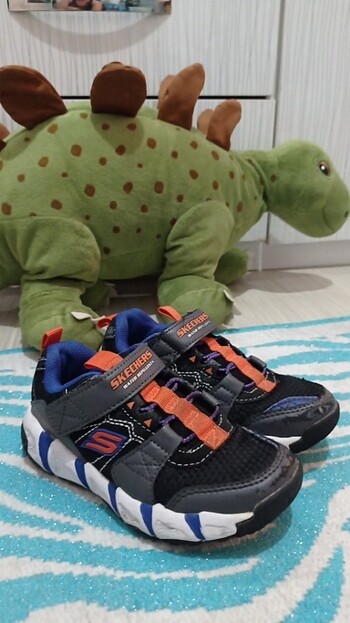 Skechers 28 numara