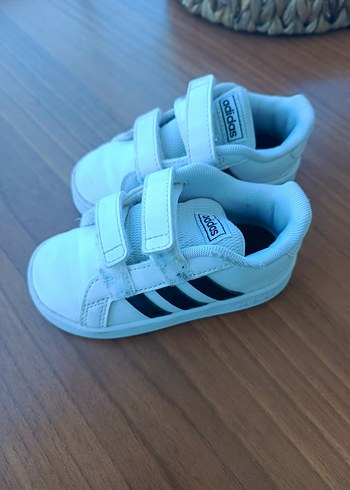 Erkek Çocuk Beyaz Adidas Spor Ayakkabı