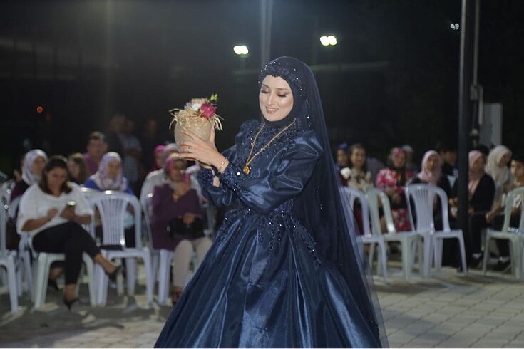 Kına ~ nişan elbisesi - Görsel 4