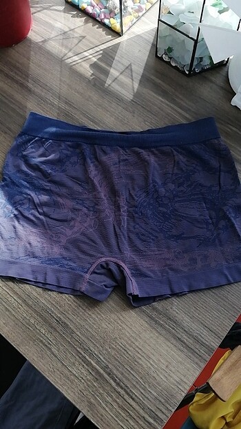 m Beden Boxer