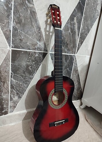 Gitar sorunu yok temiz ürün 