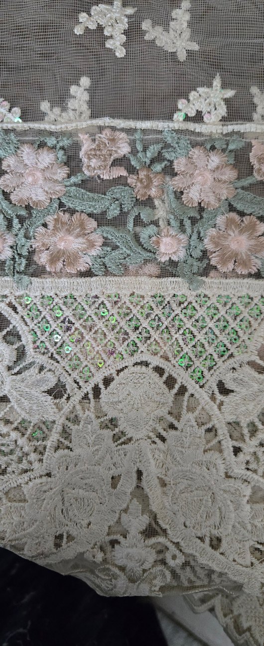 Bej Dantel kumaş parça - Görsel 2