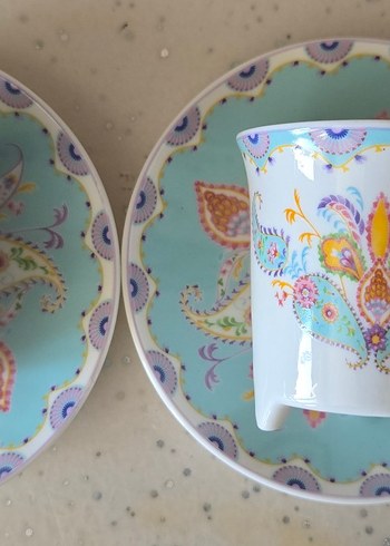 Pastel Renkli Çiçek Desenli Fincan ve Tabak Seti - Görsel 2