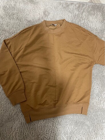 Camel sweatshirt