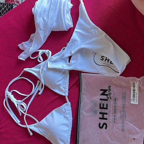SHEIN beyaz alt üst bikini takımı