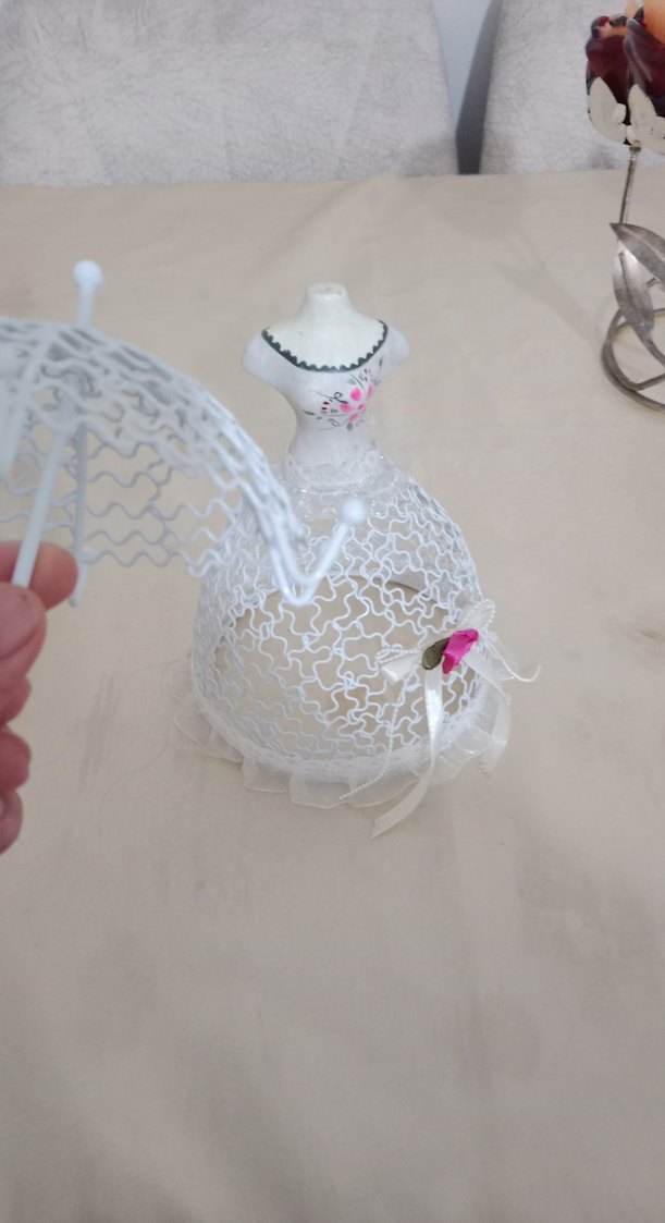 Beyaz Dantel Şemsiye Figürlü Dekoratif Biblo - Görsel 4