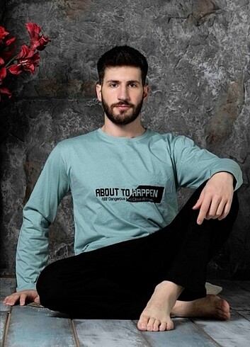 ERKEK CEPLİ BASKILI UZUN KOLLU ÖRME PİJAMA TAKIMI
