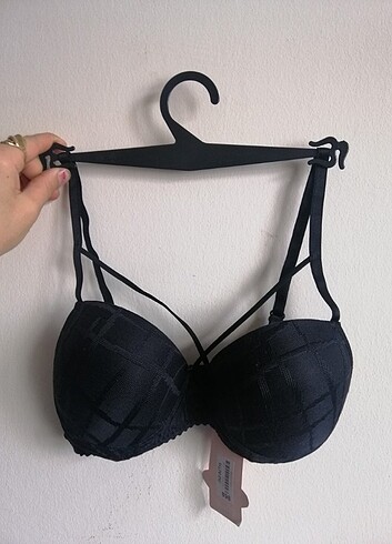 INFAITH (lingerie) sütyen