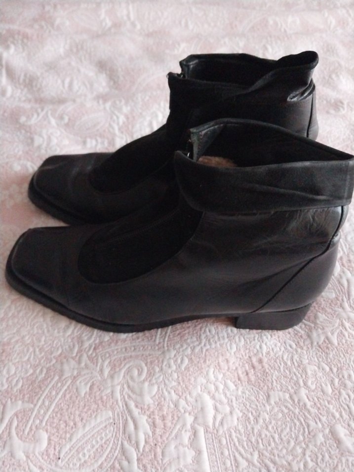 Siyah süet fermuarlı yüksek topuklu bot - Görsel 3