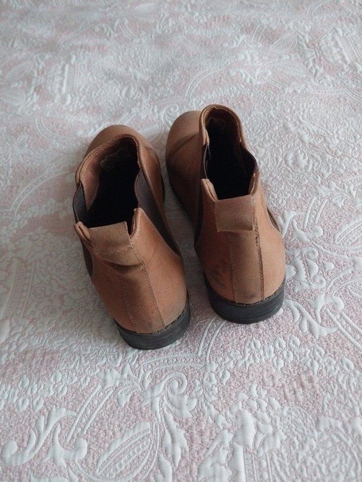 Bej Süet Kadın Topuklu Botlar - Görsel 3