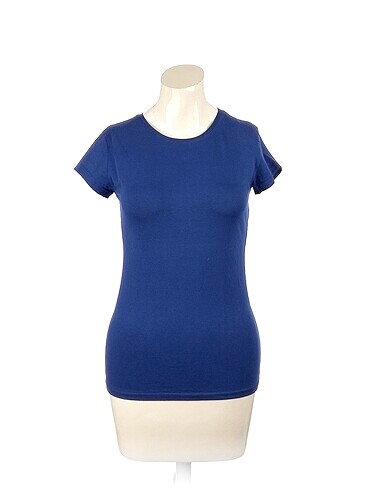 PreLoved T-shirt %70 İndirimli.