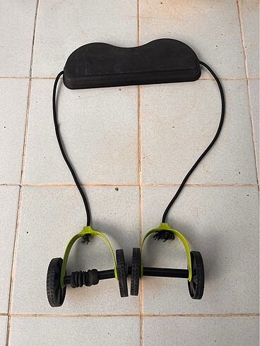 İpli tekerlekli fitness spor aleti