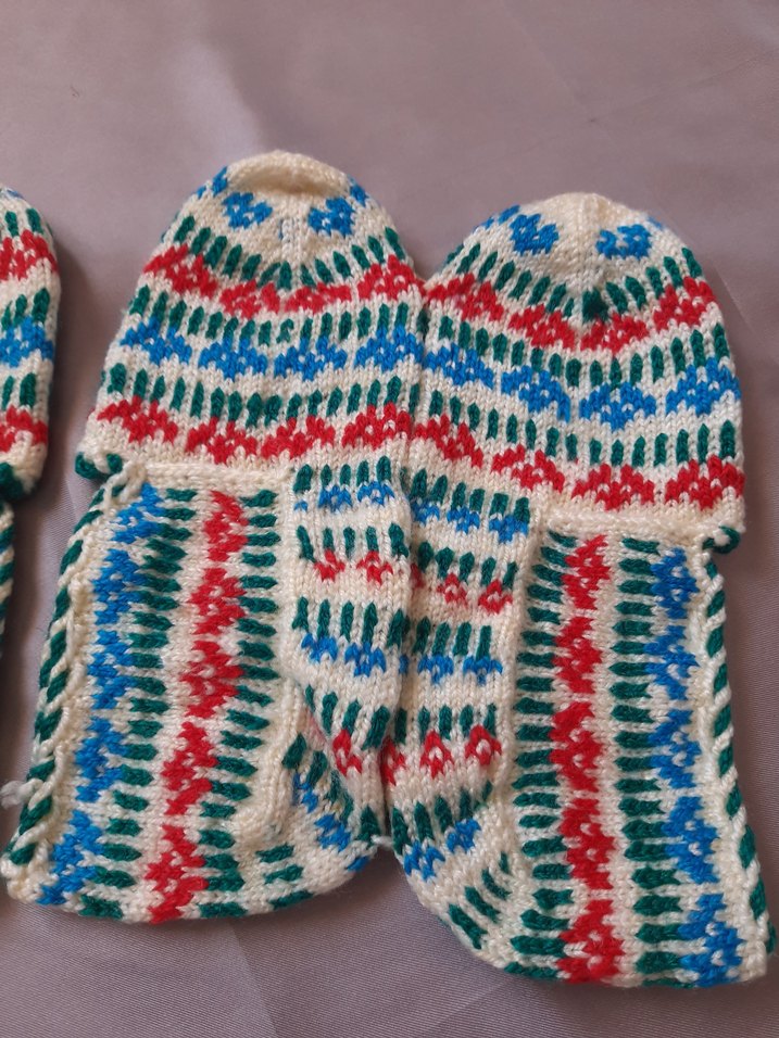 Nakışlı Renkli Çoraplar - Görsel 2