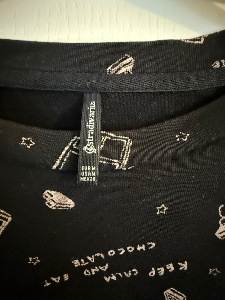 Stradivarius Siyah Uzun Kollu Rahat Kesim Hamile Tişört - Görsel 2