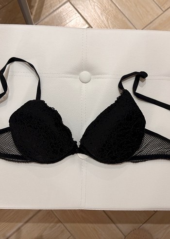 Siyah Dantelli Sütyen - Görsel 2