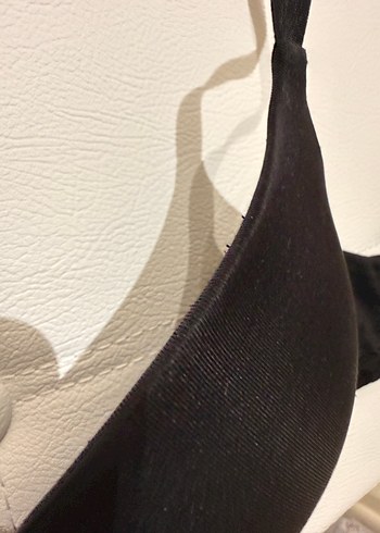 Siyah Sütyen - Görsel 3