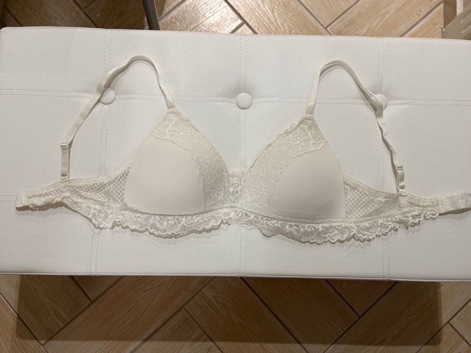 H&M Dantel Detaylı Sütyen - Görsel 3