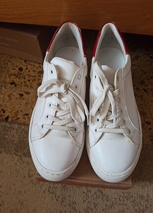 39 Beden beyaz Renk Spor ayakkabı
