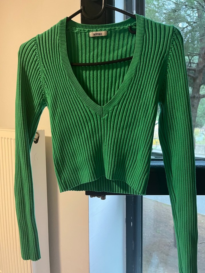 Yeşil V Yaka Triko Kadın Kazak - Görsel 2