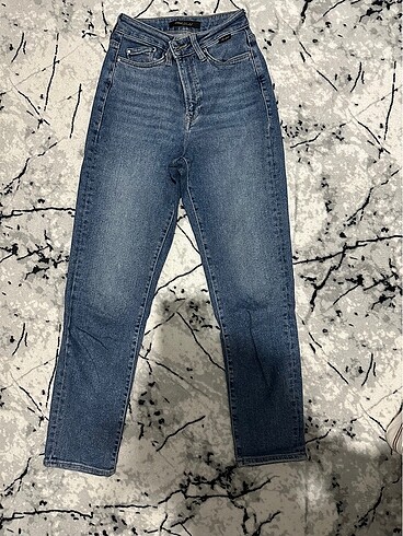 Mavi jean