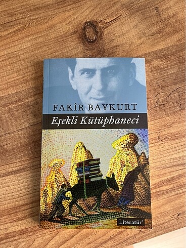 Eşekli Kütüphaneci