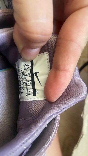 37,5 Beden Nike ayakkabı