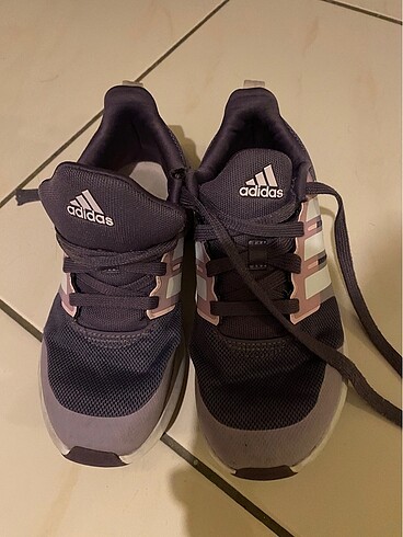 Adidas Kız çocuk spor ayakkabı