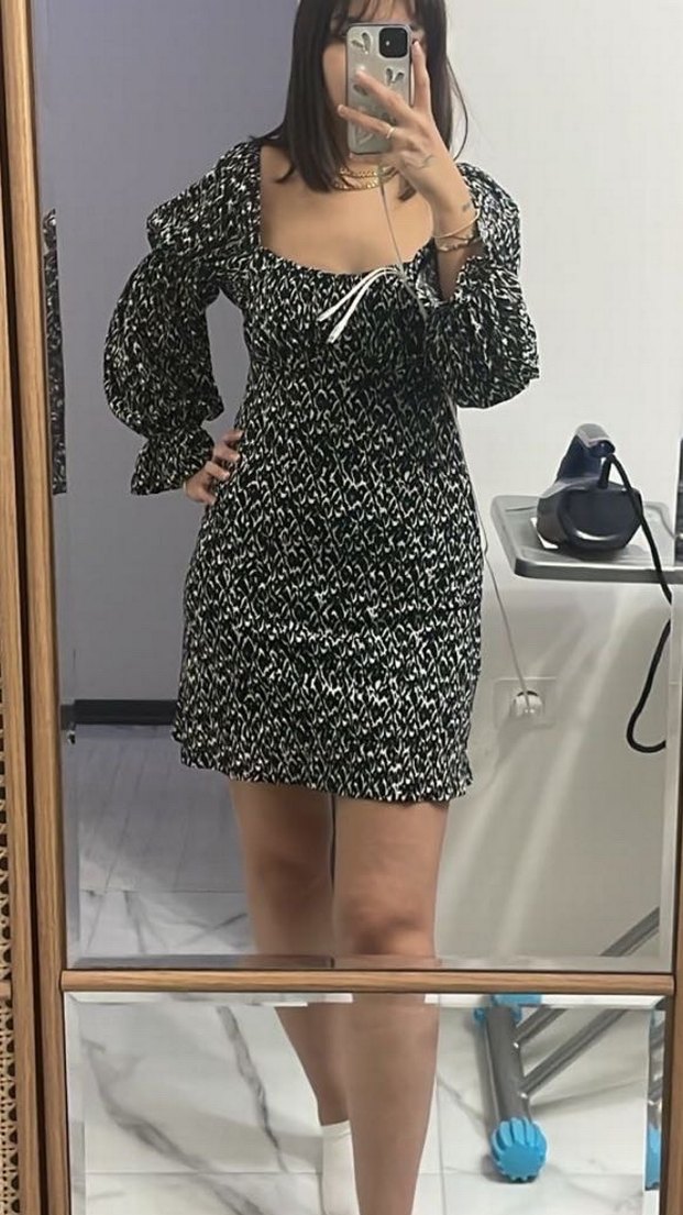 Siyah Beyaz Bağcıklı Mini Elbise - Görsel 4