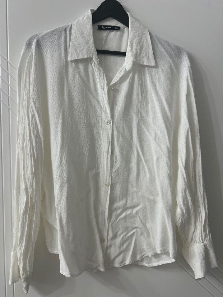 Beyaz Keten Düğmeli Kadın Gömlek - Görsel 2