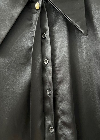 Saten Görünümlü Siyah Kadın Gömlek - Görsel 5