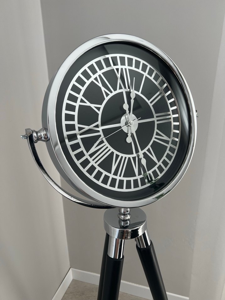 Tripot saat - Görsel 2