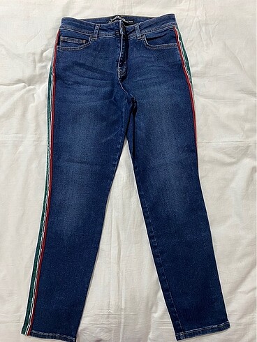 30 Beden Yandan Şeritli Jean Pantolon