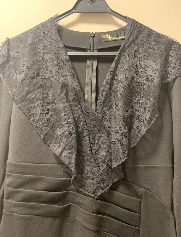 Uzun Siyah Gotik V Yaka Kadın Elbise - Görsel 2