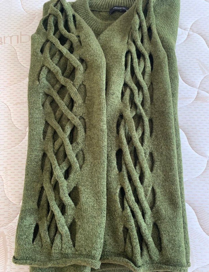 Örgü Detaylı Yeşil Kadın Kazak - Görsel 2