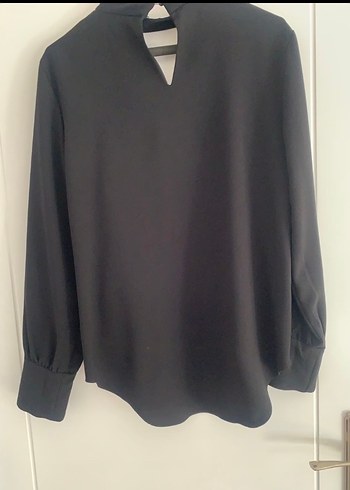 Siyah V Yakalı Uzun Kollu Kadın Bluz - Görsel 4