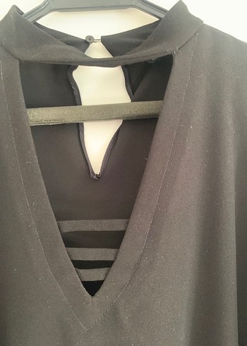 Siyah V Yakalı Uzun Kollu Kadın Bluz - Görsel 3