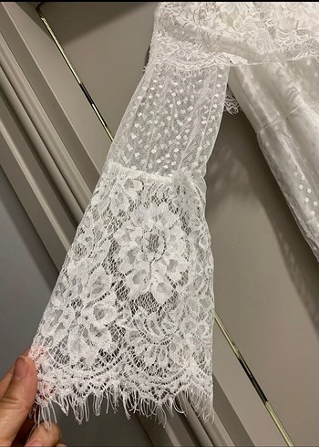 Dantel Detaylı Uzun Beyaz Bohem Elbise - Görsel 4