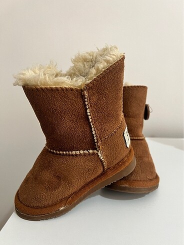 Ugg bot