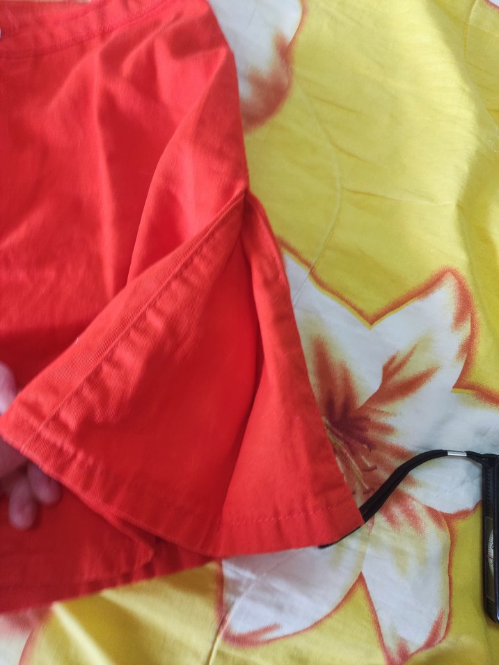 Düğmeli Kırmızı Mini kız çocuk Şort - Görsel 2