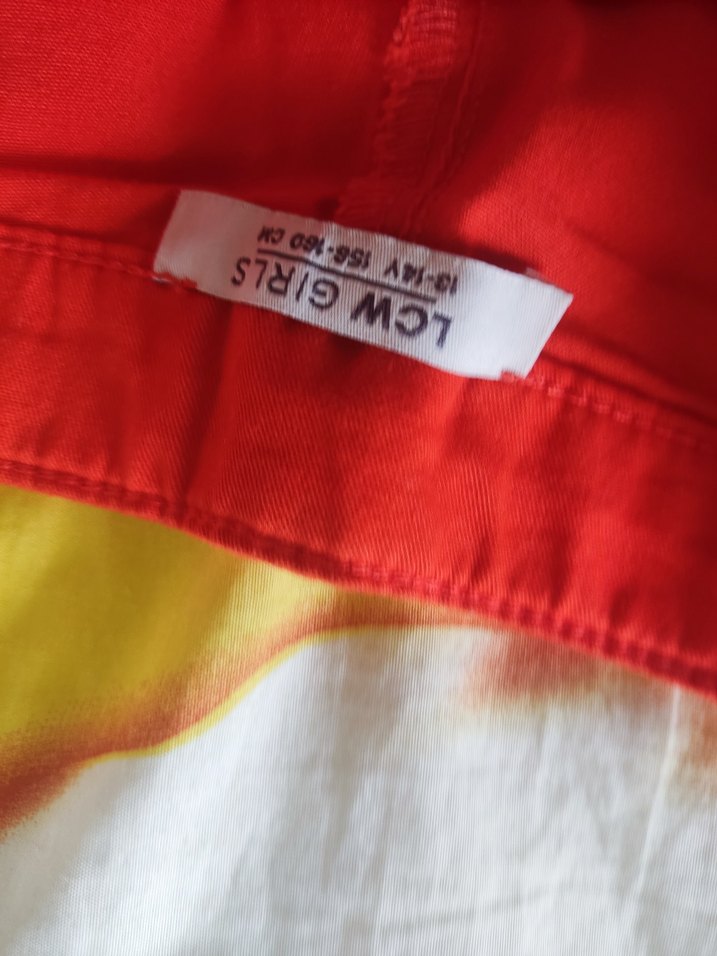 Düğmeli Kırmızı Mini kız çocuk Şort - Görsel 4