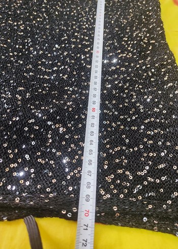 Parlak Pul Detaylı Siyah Mini Bluz - Görsel 4