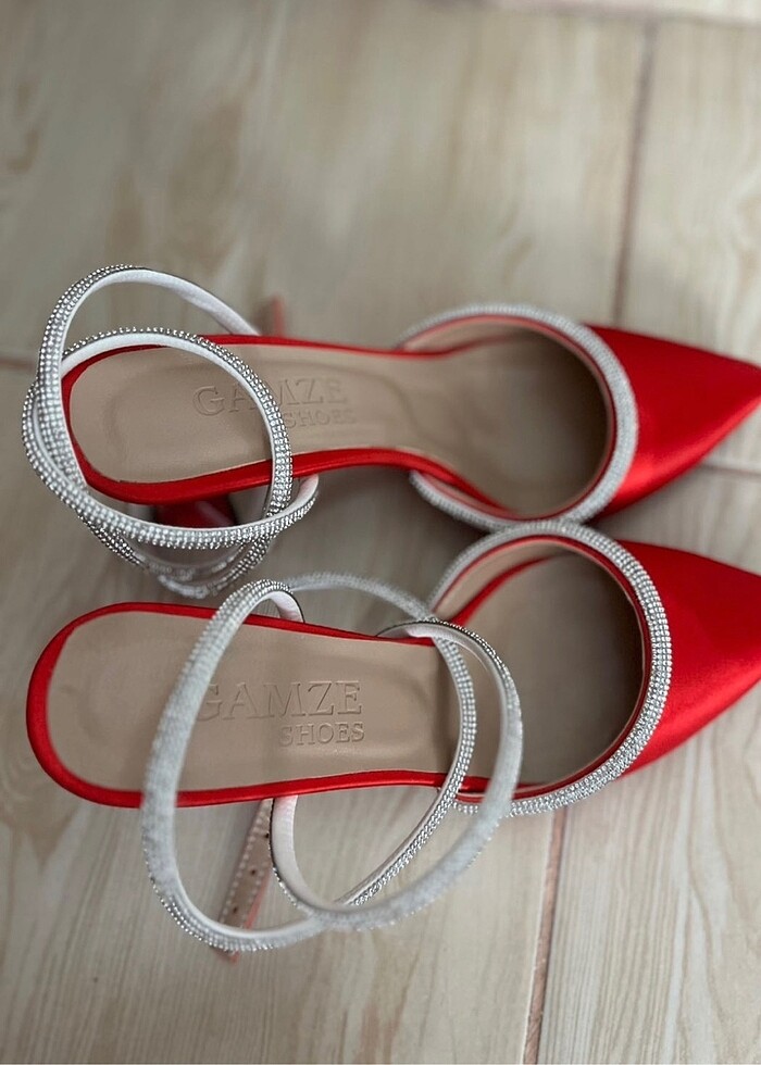 TOPUKLU AYAKKABI - Görsel 2