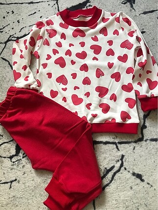 Pijama Takımı