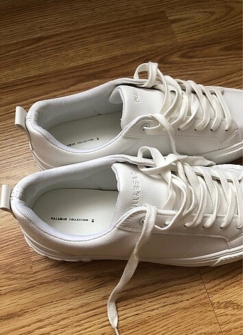 38 Beden beyaz Renk Pull and Bear beyaz spor ayakkabı